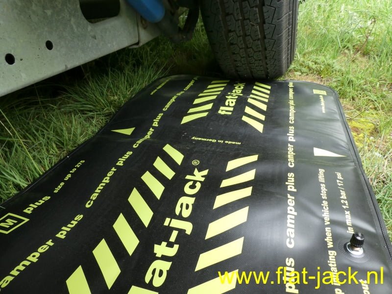 Flat-jack camper plus caravan gebruik-01 Camping-jack.eu